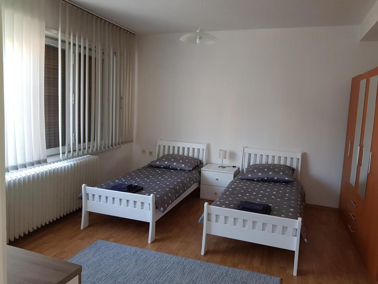 Sara Apartment Banja Luka Ngoại thất bức ảnh