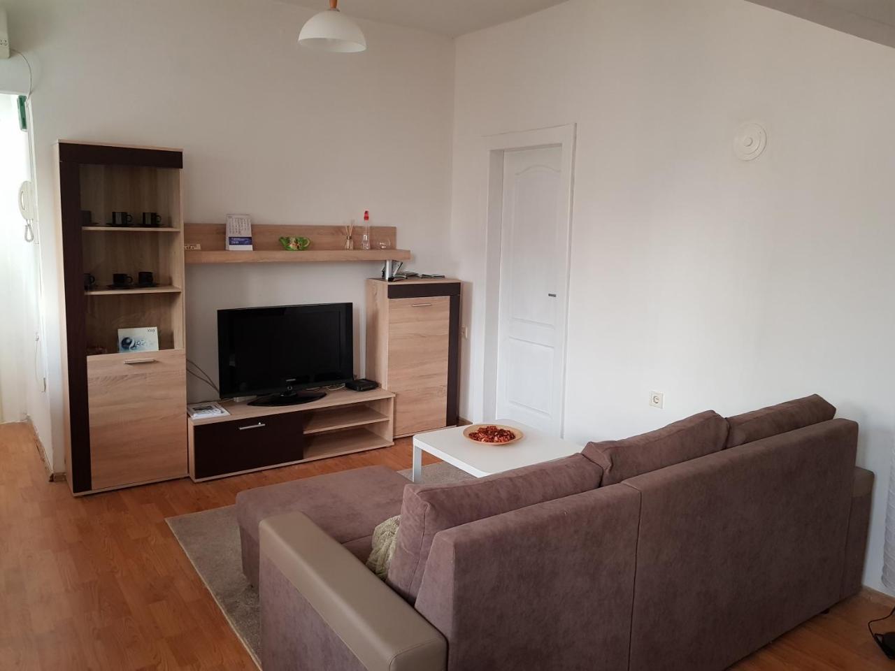 Sara Apartment Banja Luka Ngoại thất bức ảnh