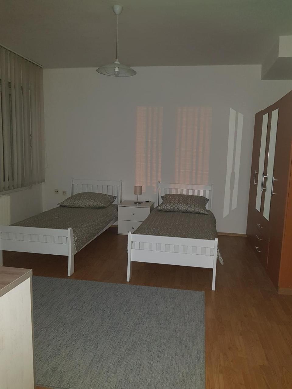 Sara Apartment Banja Luka Ngoại thất bức ảnh